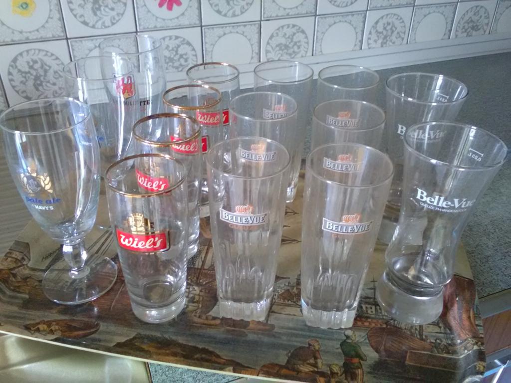 15 verres à  bière., Collections, Enlèvement