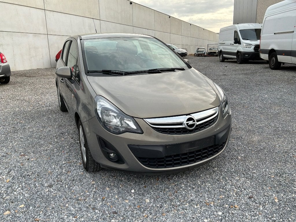 Opel Corsa, Auto's, Euro 5, https://public.car-pass.be/vhr/89874970-118b-4ed3-9303-c6de9f133610, 63 kW, Bruin