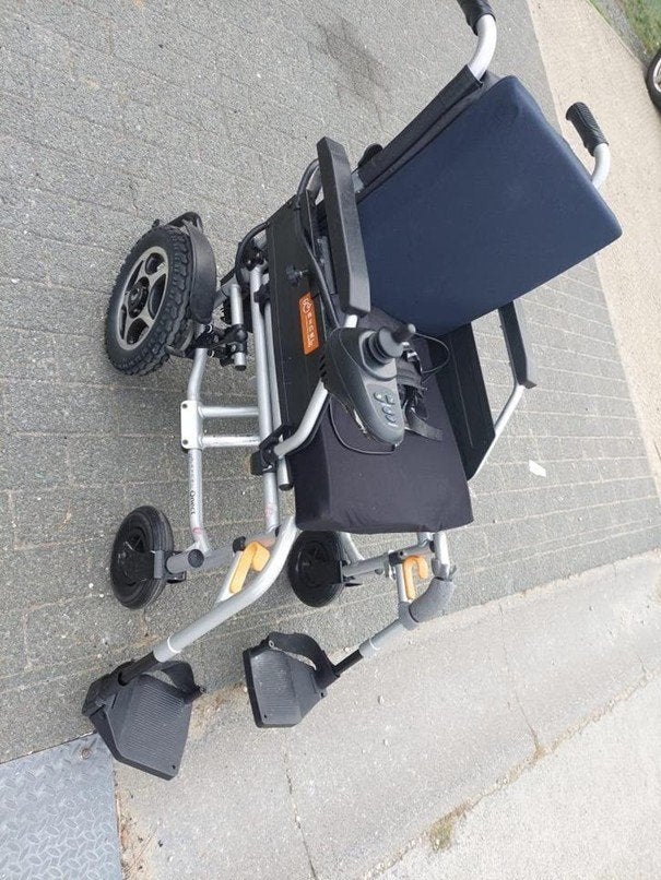 fauteuil roulant électrique, Divers, Enlèvement, Pliant, Comme neuf, Fauteuil roulant électrique