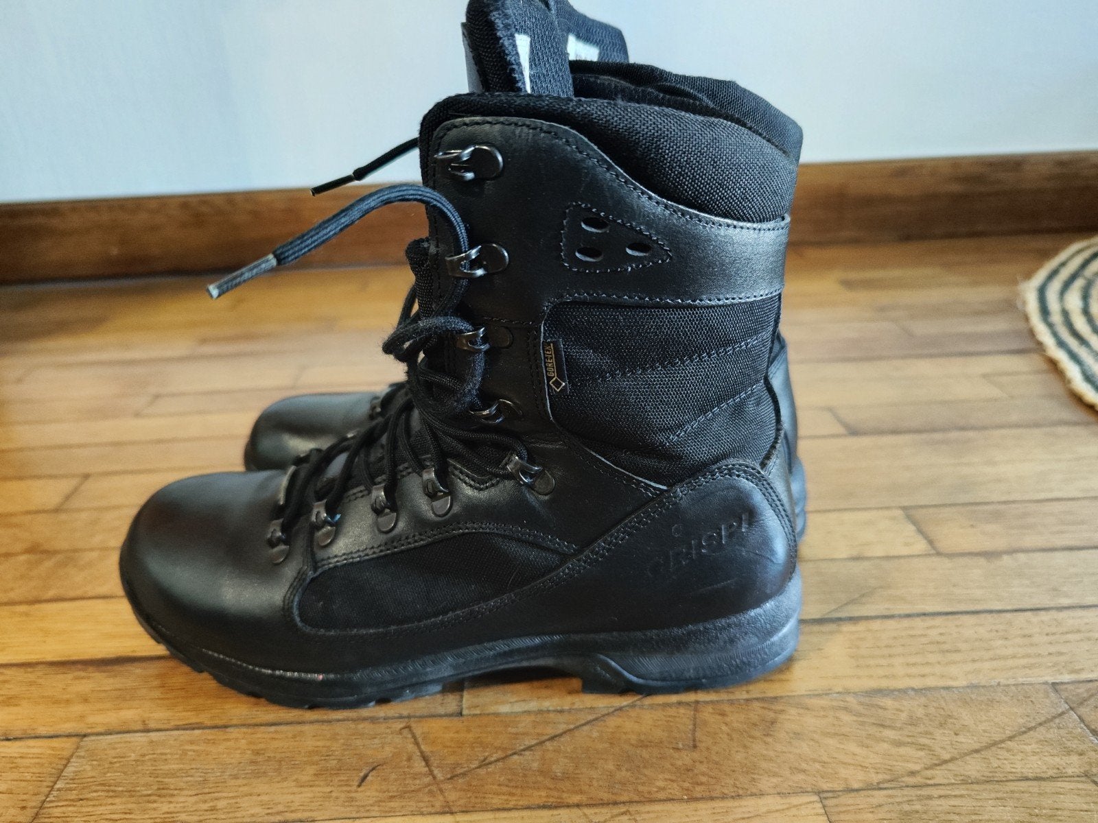 Bottines Crispi Oasi GTX taille 44 excellent état !!!, CRISPI, Enlèvement ou Envoi, Autres types, Porté
