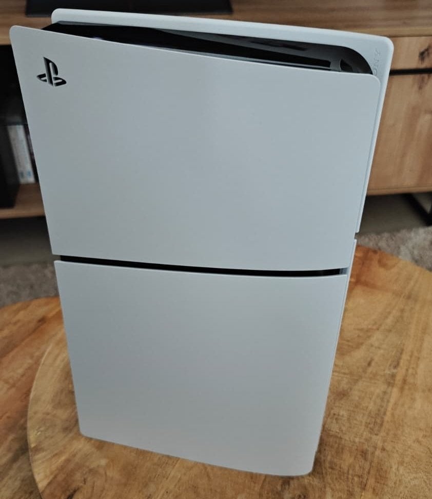 PlayStation 5 Slim DiscEd 1TB, 2 Games, DualSense - Complete, Games en Spelcomputers, Ophalen, Zo goed als nieuw, Playstation 5
