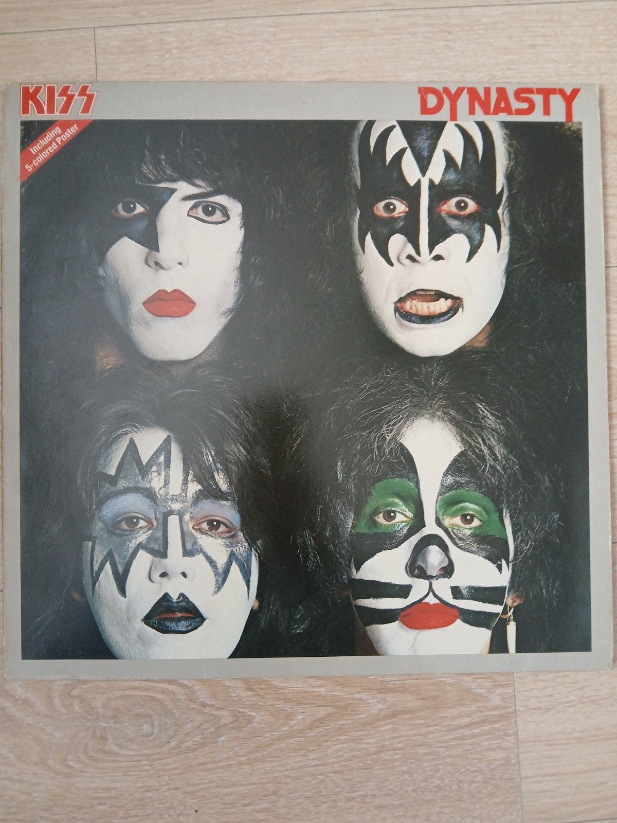 Kiss Dynasty Red Edition op vinyl, Ophalen of Verzenden