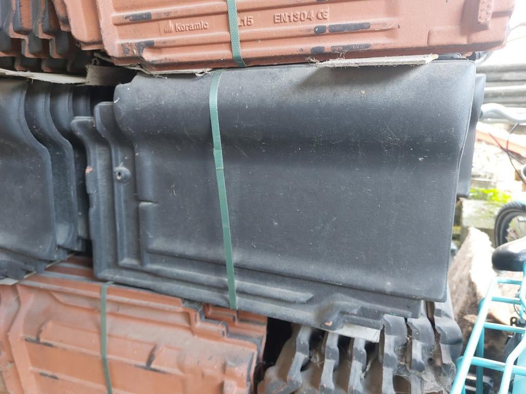 Nouvelles tuiles Koramic 1352w anthracite, Enlèvement, Tuiles