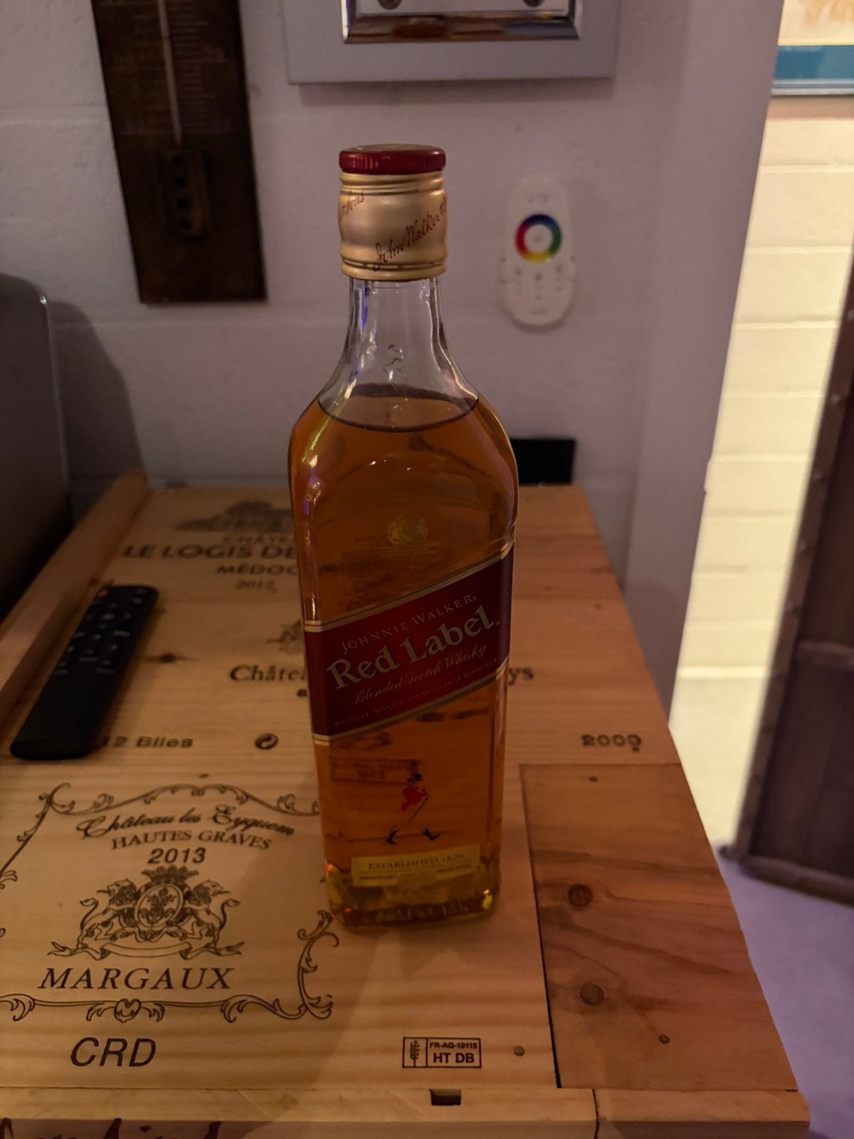 Whiskey Johnny walker red label, Collections, Enlèvement ou Envoi, Neuf, Autres types, Pleine