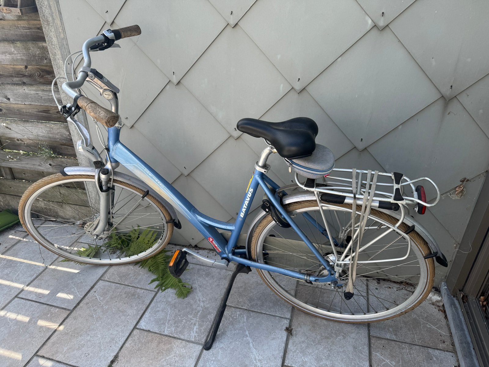 Vrouwenfiets, Ophalen, Zo goed als nieuw