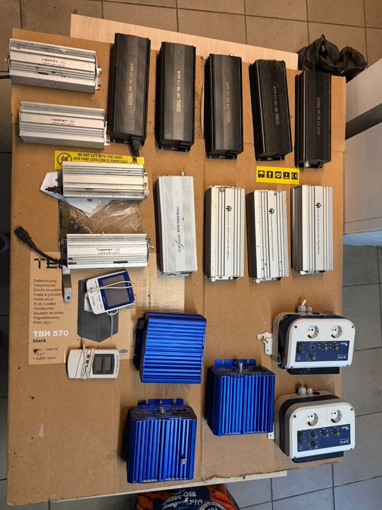 Lot ballasts électroniques 600W/660W + contrôle climatique, Enlèvement ou Envoi, Utilisé