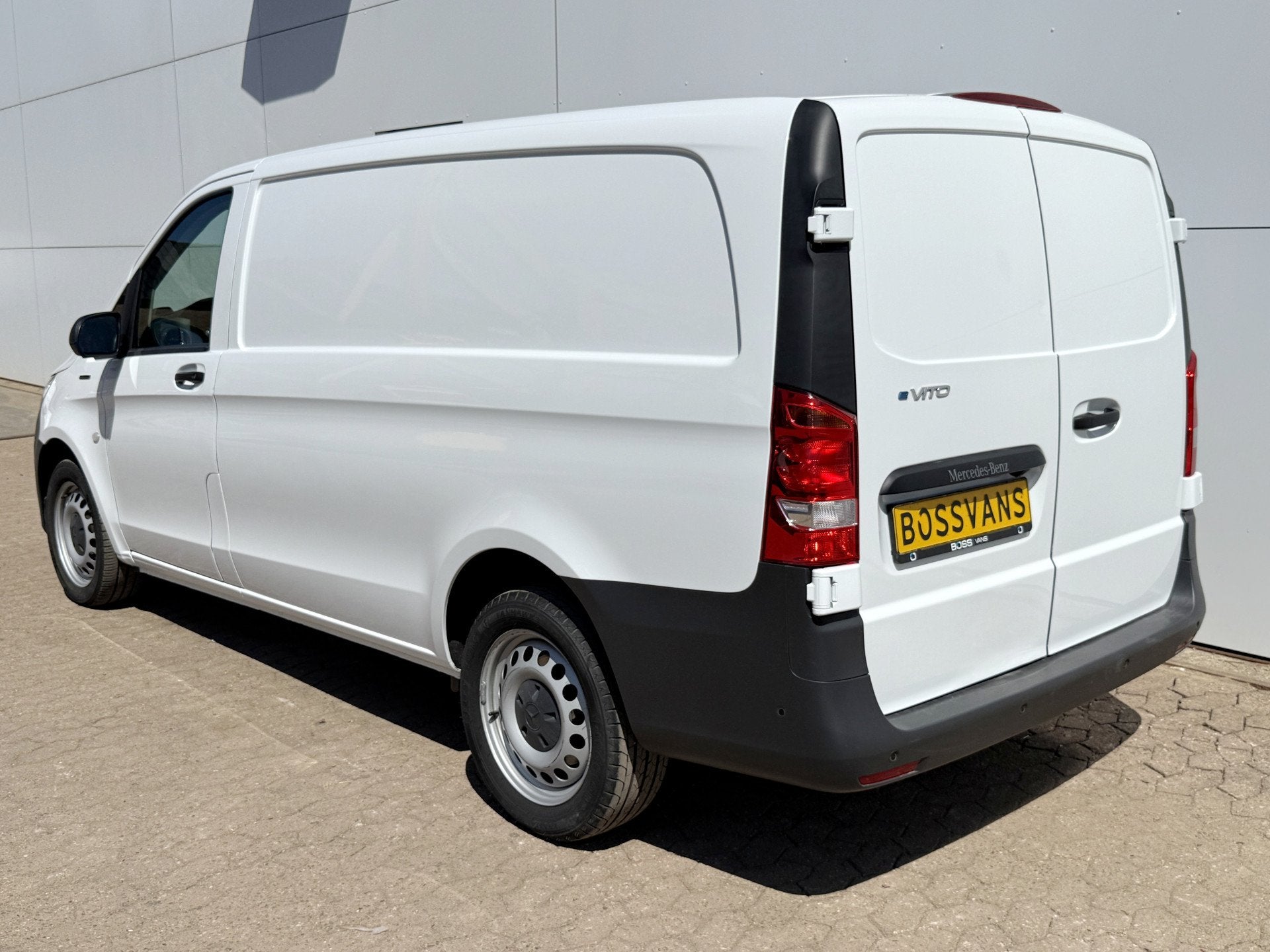 Mercedes-Benz eVito 112 66kWh L2 Elektrisch 94.9% (SOH) 280-, Auto's, Stof, Zwart, Mercedes-Benz, 5 deurs