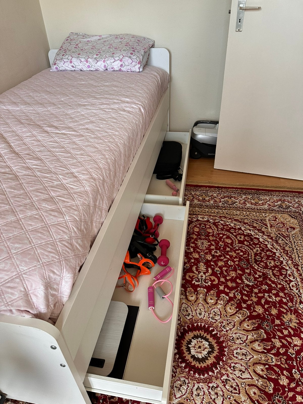 Lit double avec 2matelats et deux tiroires, Maison & Meubles, Enlèvement, Utilisé