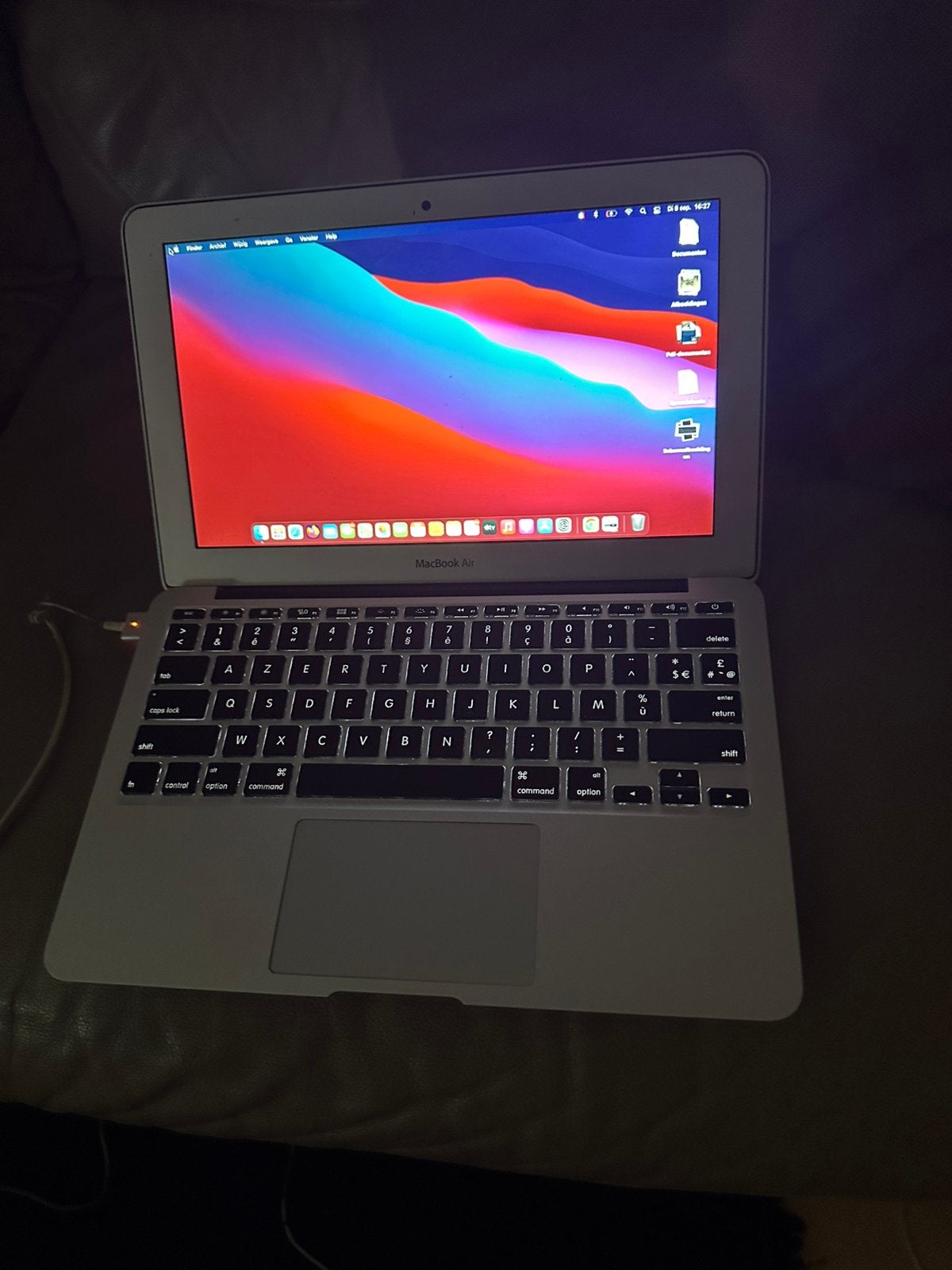 Macbook Aiit  uit 2013  vlot  en goede  staat, Computers en Software, Ophalen, Zo goed als nieuw, MacBook
