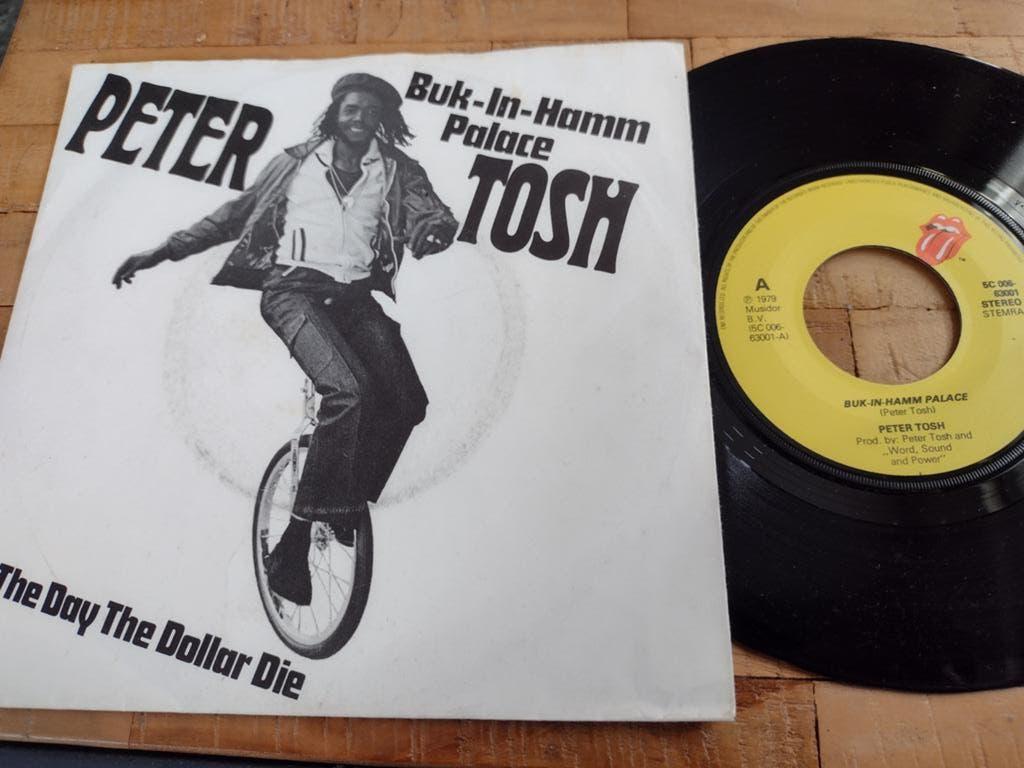 REGGAE SINGLE:PETER TOSH: Buk-In-Hamm Palace (1979) STONES, Cd's en Dvd's, Vinyl Singles, Wereldmuziek, 7 inch, Single, Ophalen of Verzenden