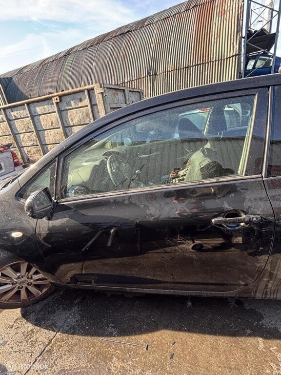 Voordeur links linksvoor zwart Toyota Auris I ('07-'12), Gauche, Toyota, Utilisé, Porte