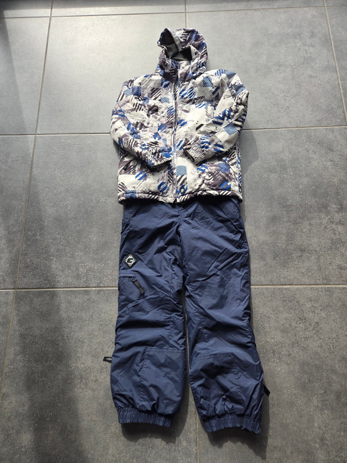 Skipak, Kinderen en Baby's, Ophalen, Gebruikt, Maat 140