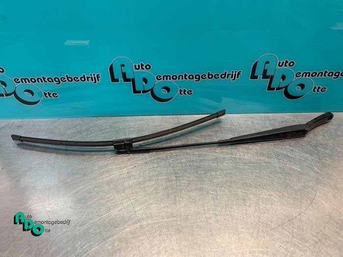 Ruitenwisserarm voor van een Volkswagen Caddy (Caddy 04-), Gebruikt, -, Volkswagen, -