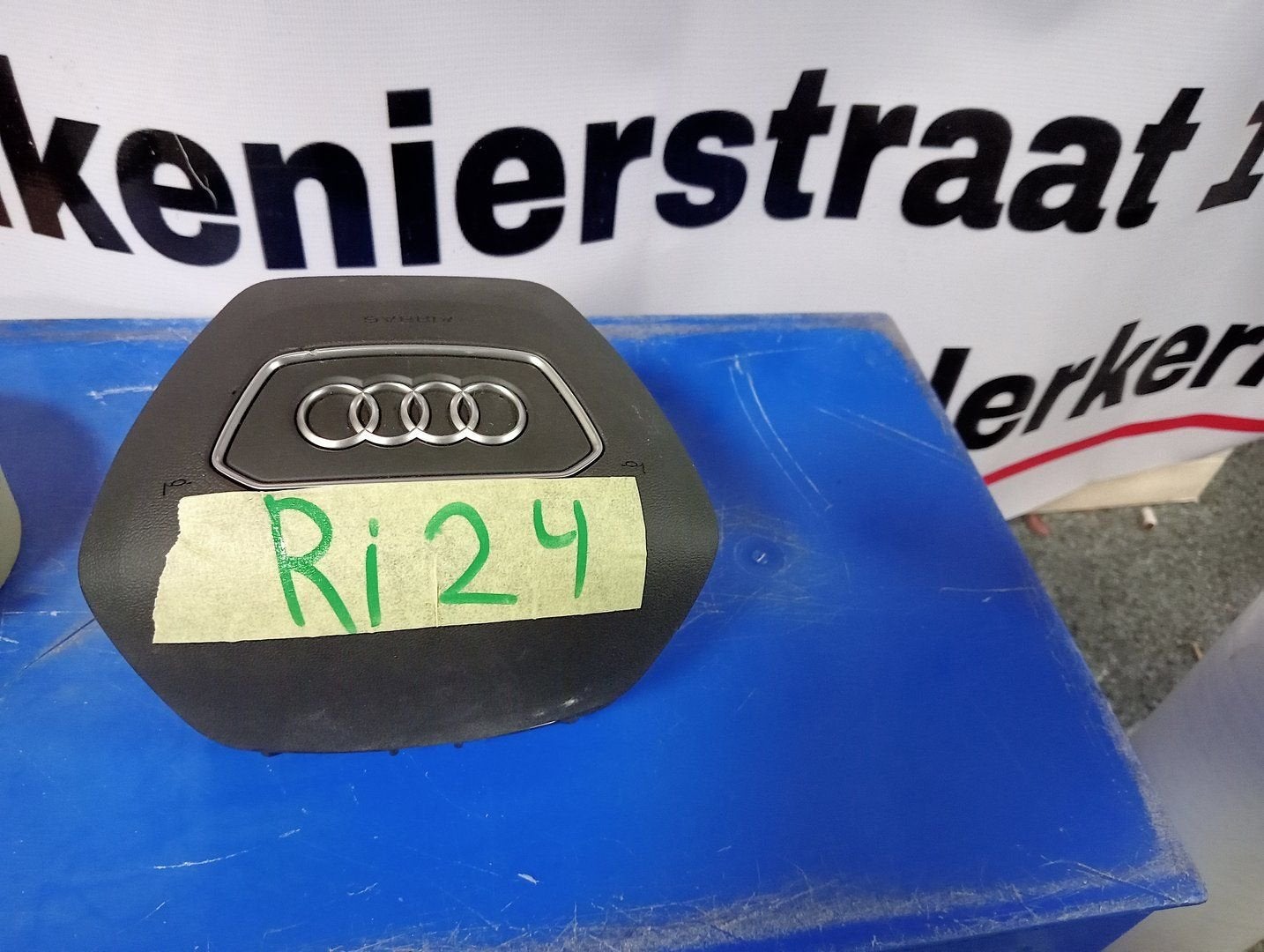 Audi A6, A7 Stuur Airbag Zwart 2018+ 4N0880201M 6PS A6 (C8), -, Audi, Utilisé, -