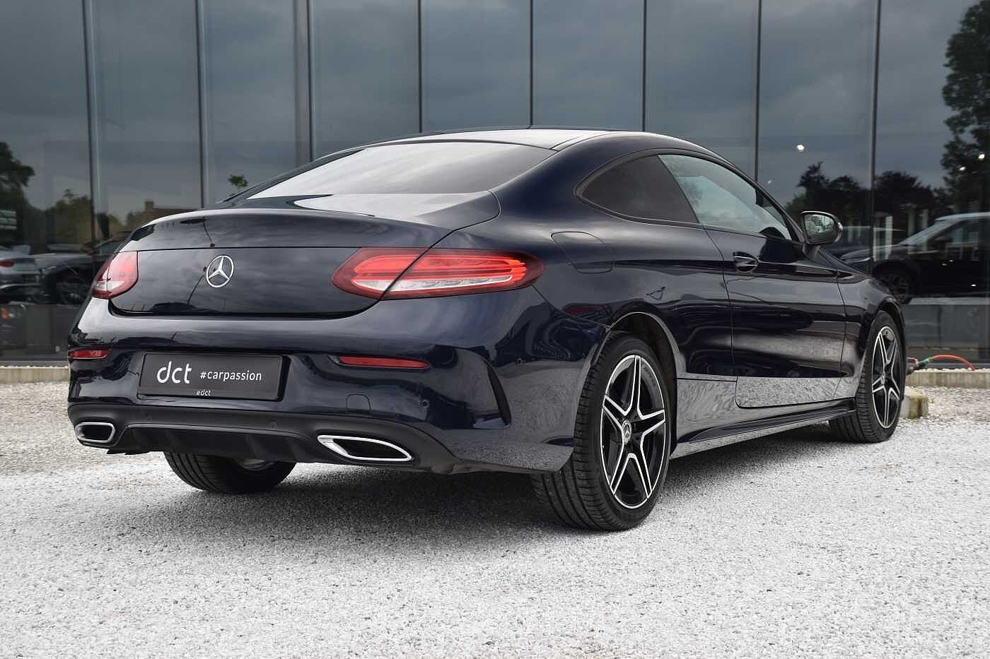 Mercedes-Benz C-CLASS 220 d COUPE AMG NIGHT BURMESTER, Auto's, Mercedes-Benz, 4 zetels, 4 cilinders, Leder, Bedrijf