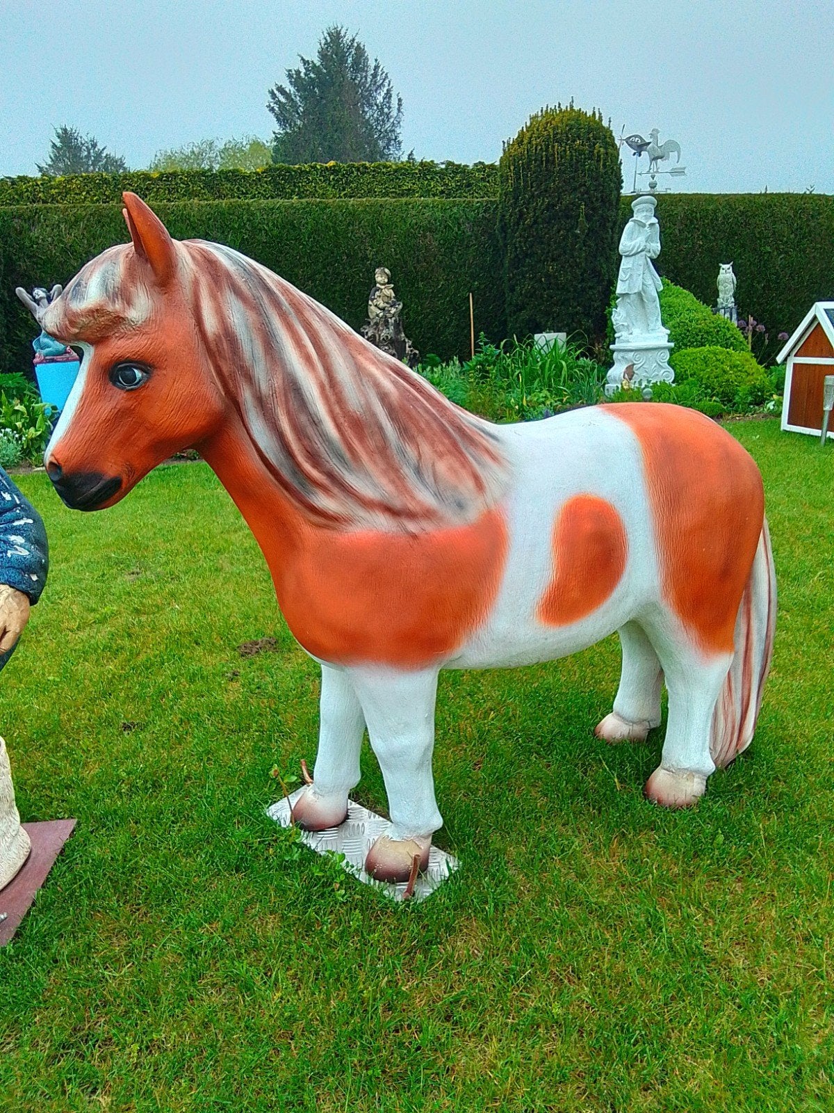 levensgrote pony (harde polyester), Ophalen