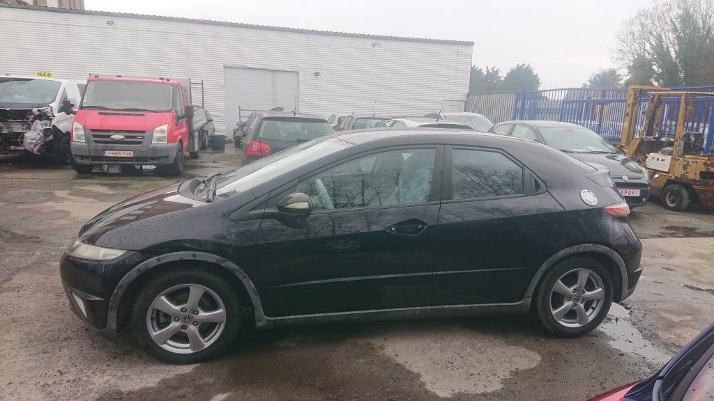 Honda civic 1400cc essence 2007 196000km 5ptes clim GARANTIE, Auto's, Honda, Voorwielaandrijving, Stof, Zwart, Bedrijf