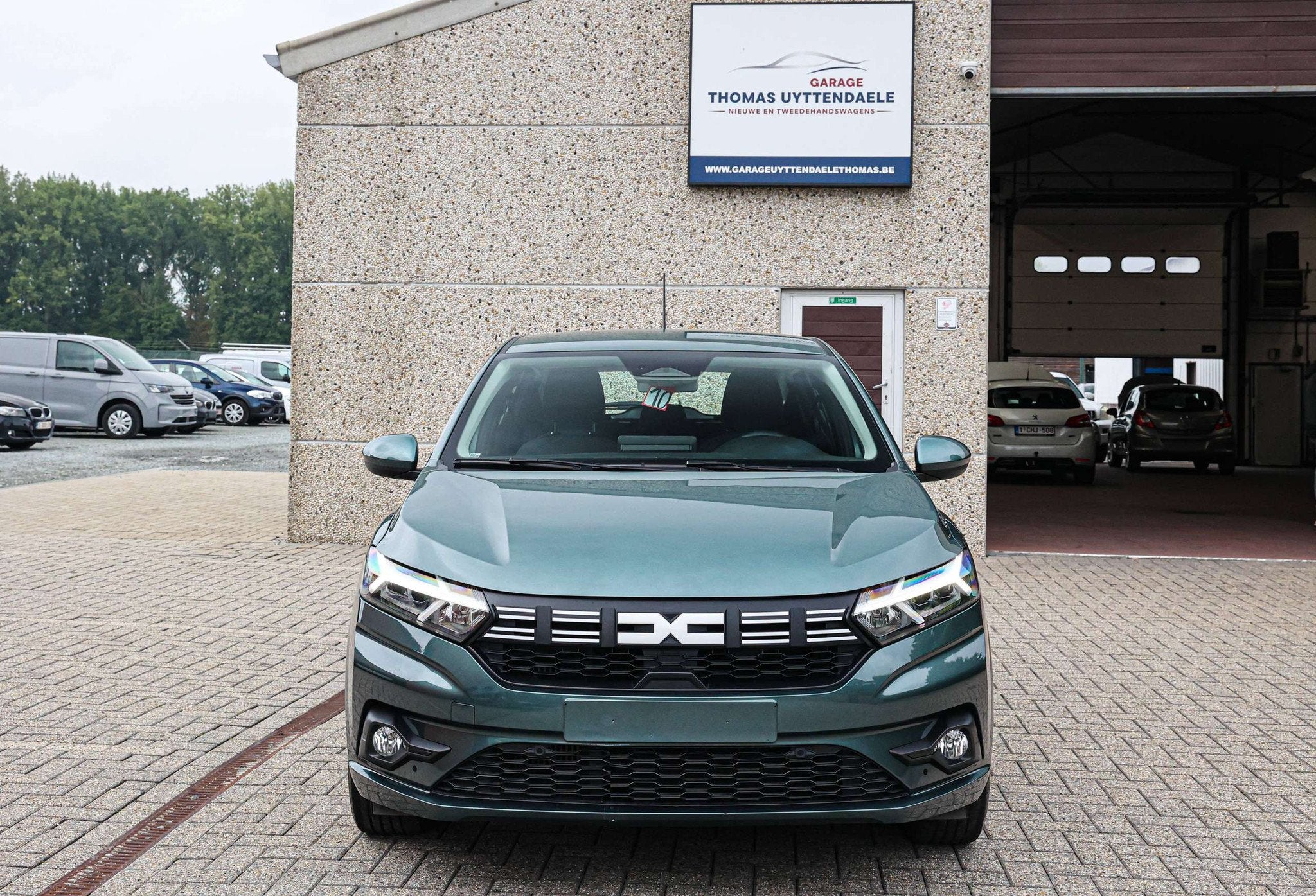 Dacia Sandero EXPRESSION-UITVOERING*NAVIGATIE*ACHTERUITRIJCA, Auto's, Voorwielaandrijving, Stof, Gebruikt, 91 pk