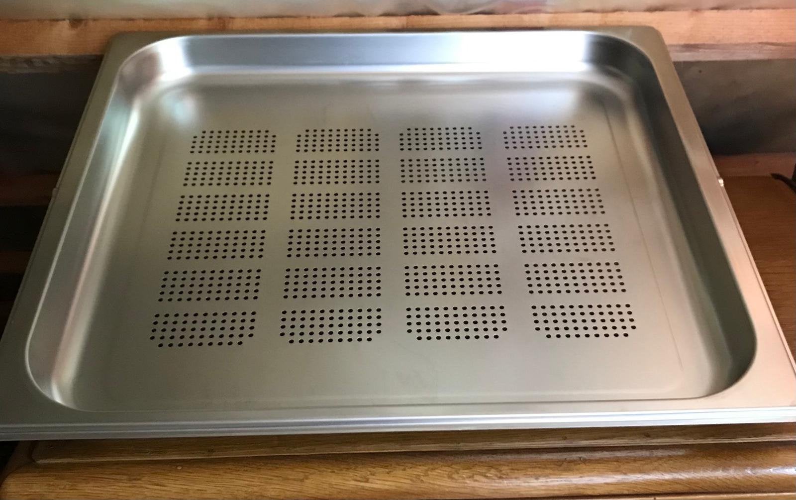Plat perforé large pour four Miele DGGL12, Enlèvement, Comme neuf, Miele, Four