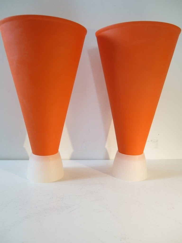 2 vases vintage étonnants  Vases enroulables en caoutchouc, Antiquités & Art, Enlèvement ou Envoi, Orange, Ensemble