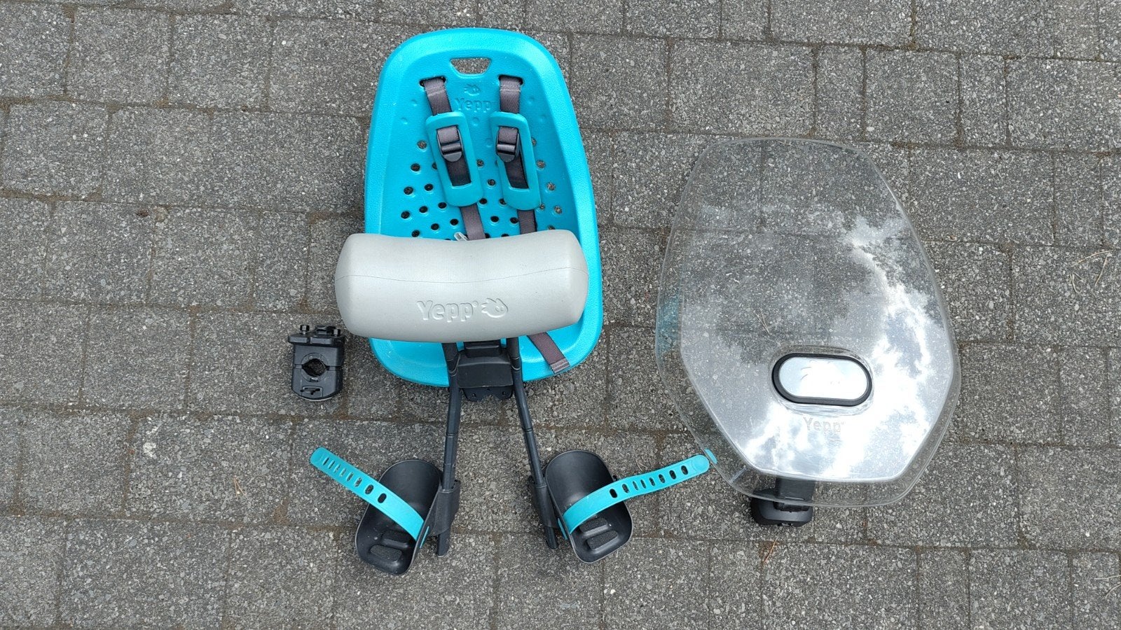 Siège de vélo Yepp (Thule), Siège avant, Yepp (Thule), Repose-pieds, Enlèvement