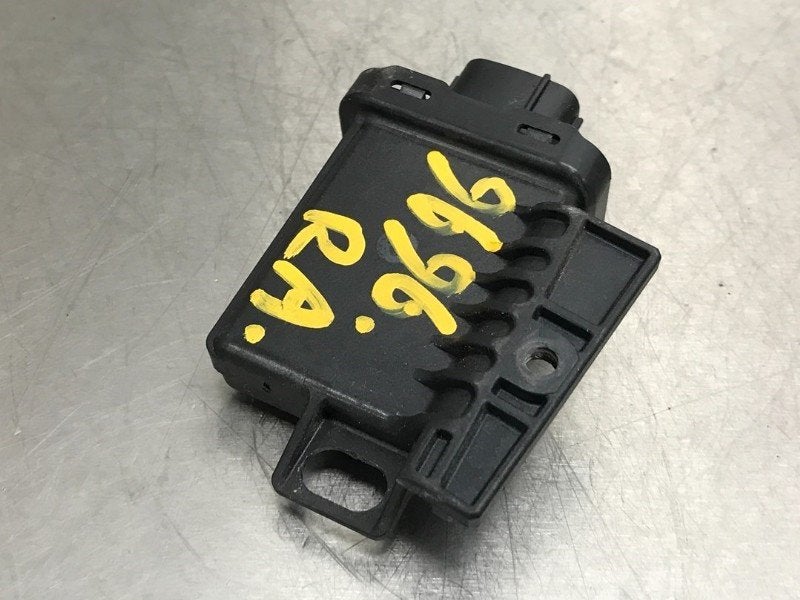 ORDINATEUR DIVERS C Lexus LS (F4) (|8999133020|), Utilisé, Lexus