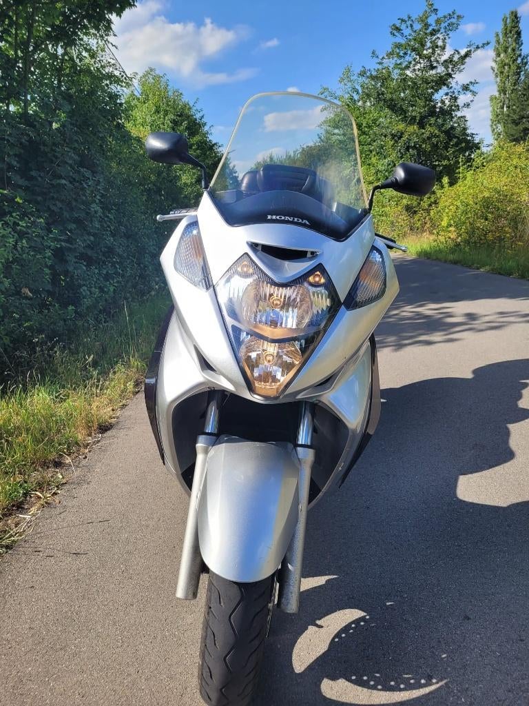 honda silverwing 600 cm3 24.000km, Scooter, Particulier, 600 cc