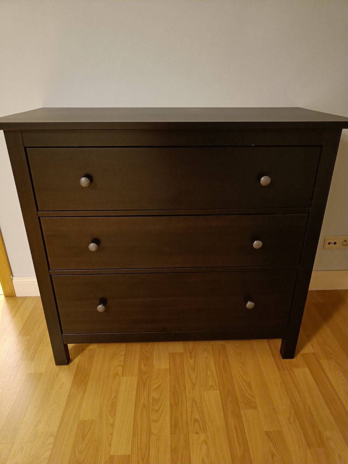 Ladekast Ikea donkerbruin, Enlèvement