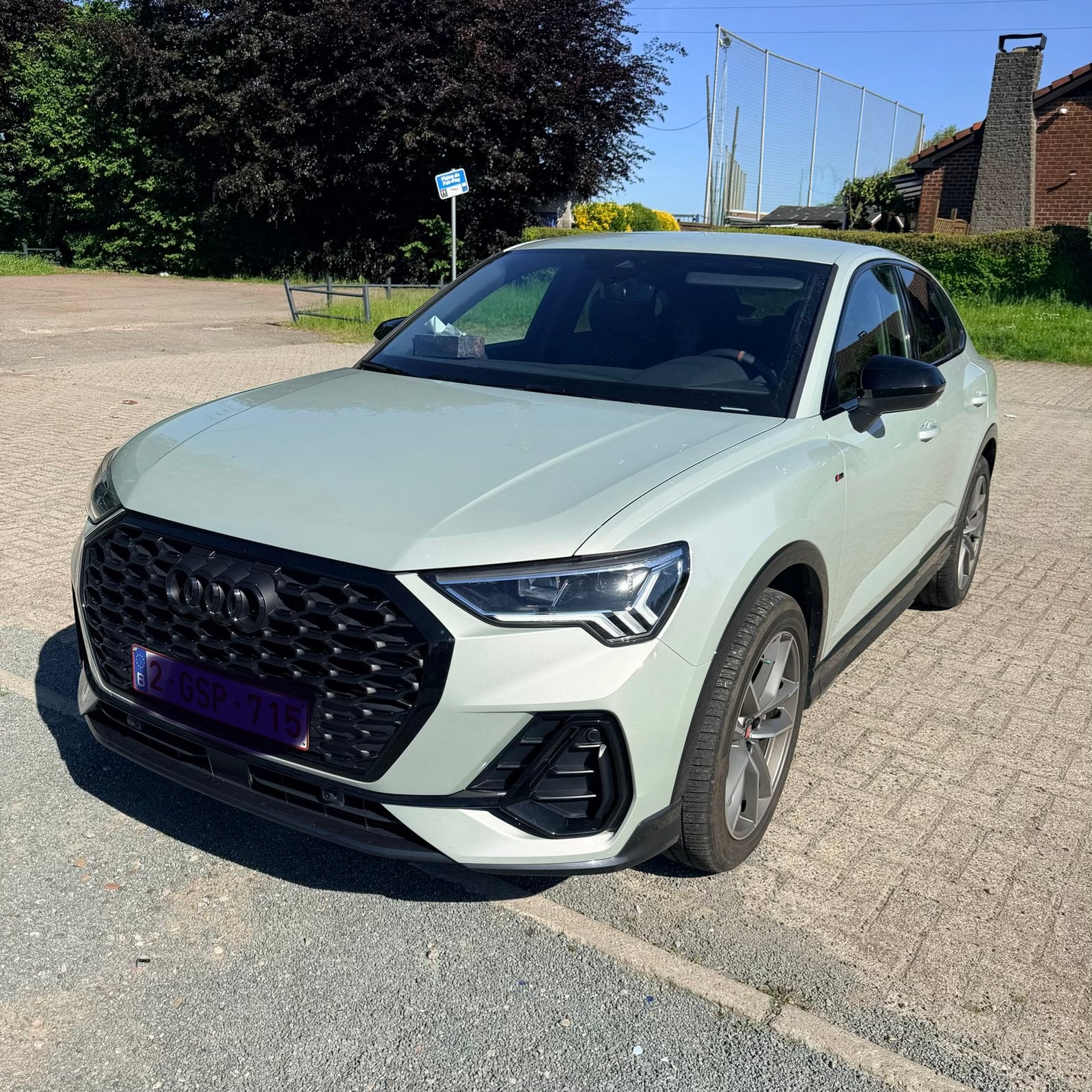 AUDI Q3 SPORBACK TDI SLINE STRONIC PLATINUIM GAR 4 ANS, Auto's, Audi, Dealer onderhouden, 4 cilinders, Leder en Stof, 5 deurs