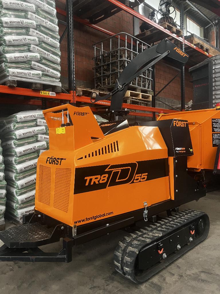Broyeur Först TR8D - 55 CV - 77 heures de fonctionnement, Enlèvement, Comme neuf, Essence, Först