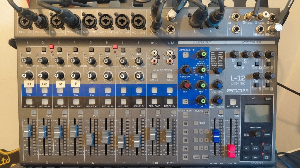 Zoom LiveTrak L-12 multitrack recorder – 5 hoofdtelef.mixen, Muziek en Instrumenten, Mengpanelen, Zo goed als nieuw, 10 tot 20 kanalen