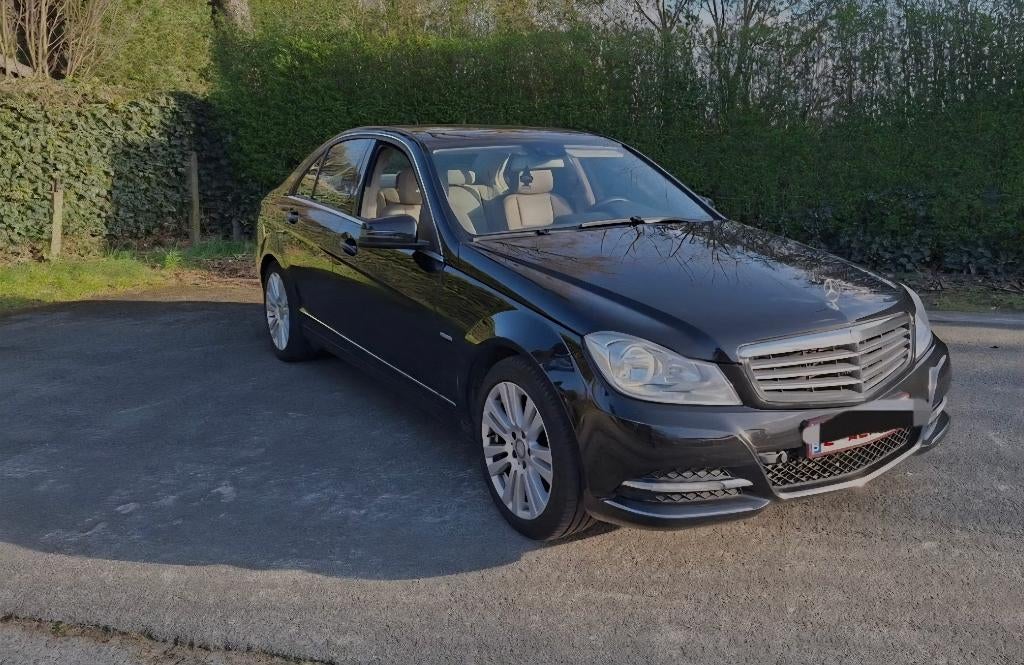 Mercedes - Benz C180 CGI (2012), Auto's, Beige, Zwart, Leder, 5 deurs
