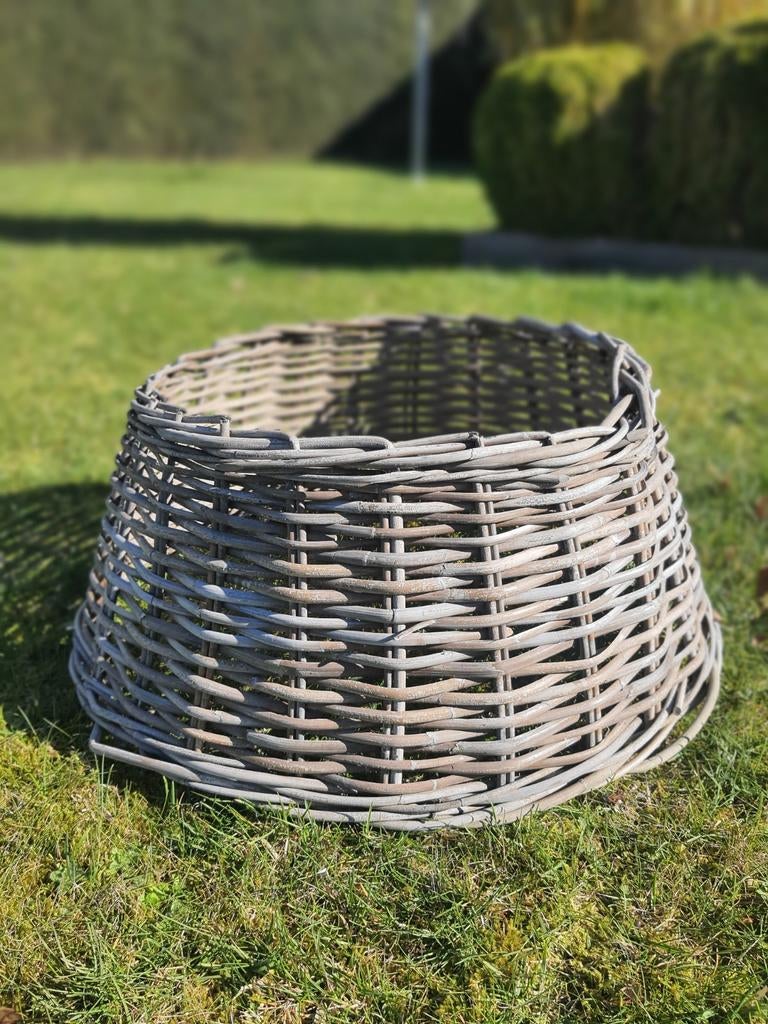 COURONNE EN ROTIN - 20 euros, Enlèvement