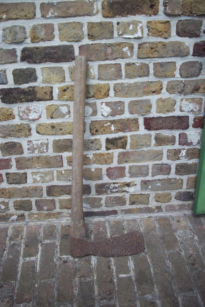 Bijl met steel, Tuin en Terras, Hand-tuingereedschap, Ophalen, Gebruikt, Bijl