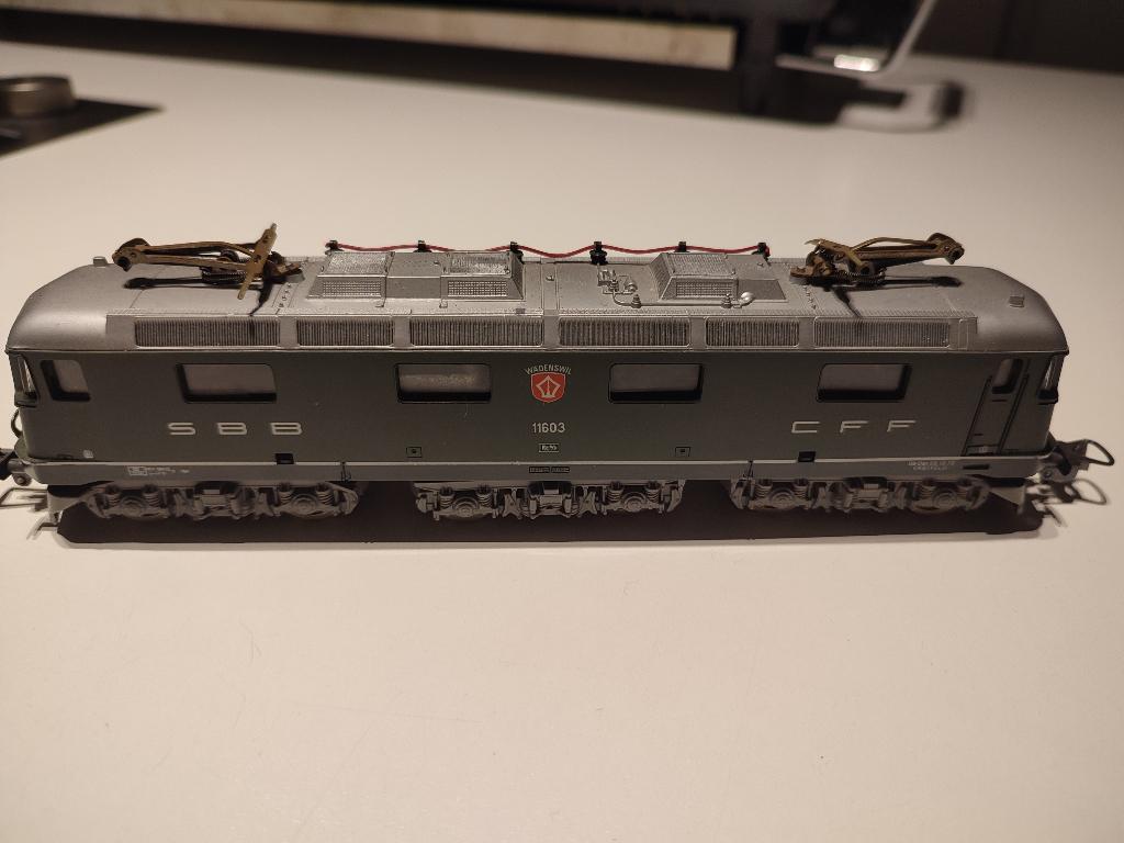 Zwitserse elektrische locomotief H0, Analogique, Enlèvement ou Envoi, Comme neuf, Courant continu