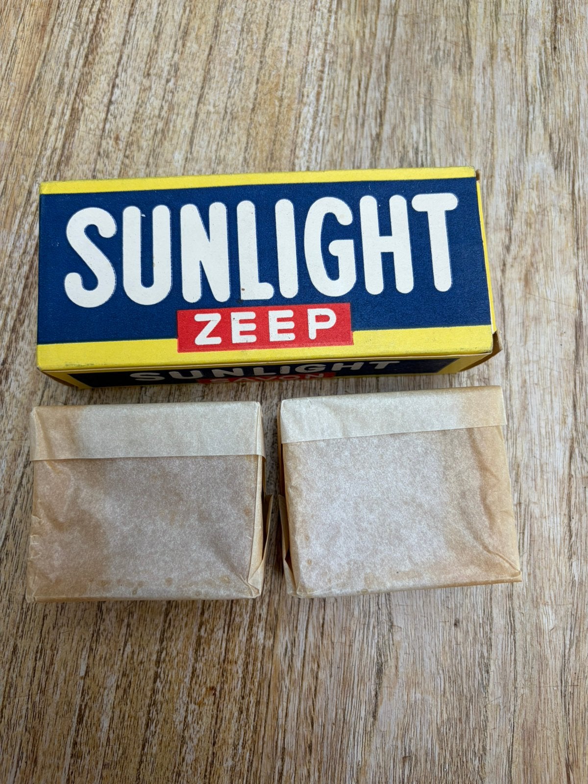 Vintage Sunlight Zeep (Inclusief 2 Originele Blokken Zeep), Ophalen of Verzenden, Nieuw