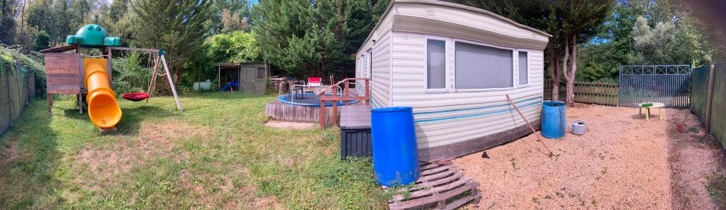 Rustig gelegen stacaravan met grote tuin aan het water !, Tot en met 2