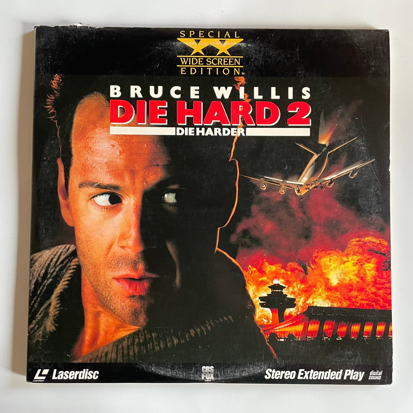 Die Hard 2 - Laserdisc, Ophalen of Verzenden, Zo goed als nieuw