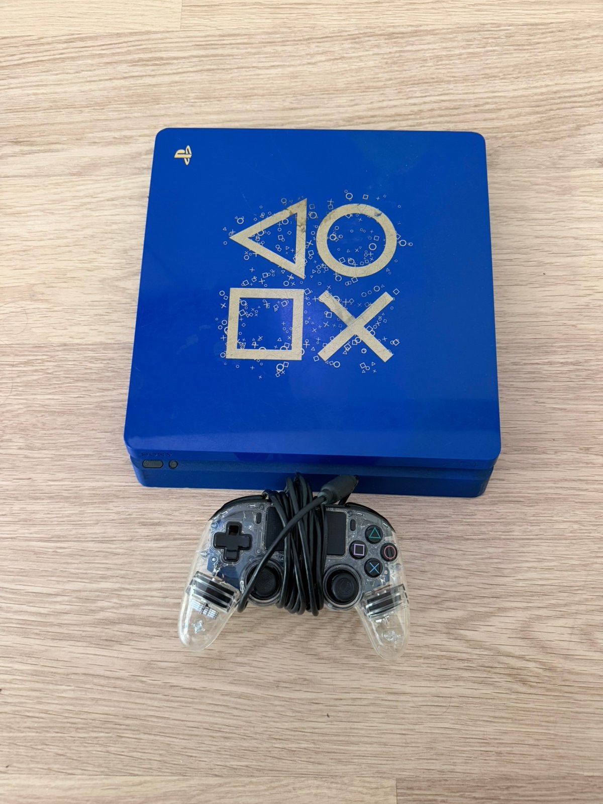 PS4 Slim 500GB, Collections, Broches, Pins & Badges, Comme neuf, Enlèvement