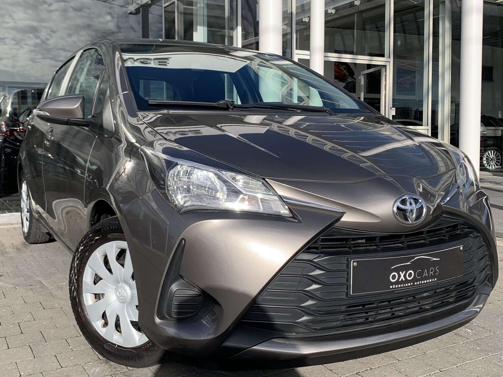 Toyota Yaris 1.0i VVT-I YOUNG / GPS / Airco / Cruise /GARANT, Auto's, Voorwielaandrijving, Stof, Gebruikt, Euro 6