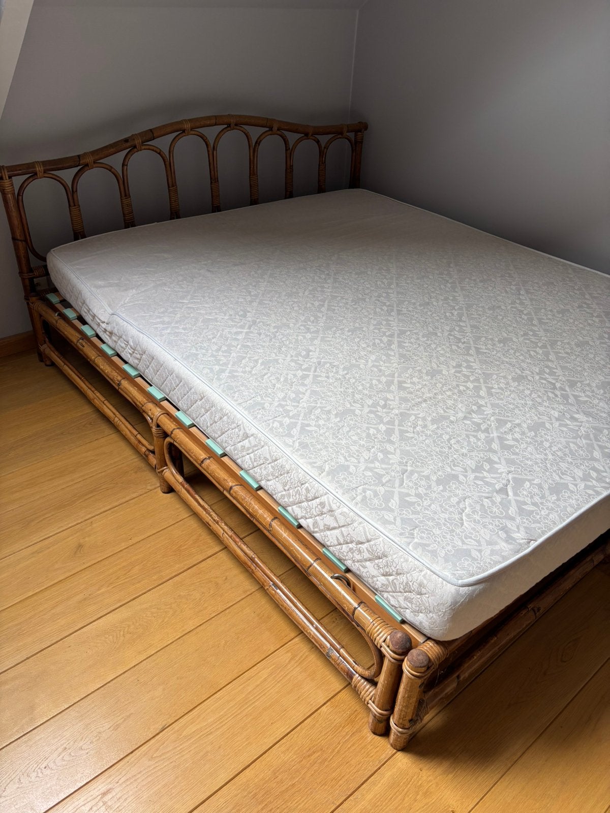 2 persoons vintage rotan bed, Huis en Inrichting, Ophalen, Gebruikt