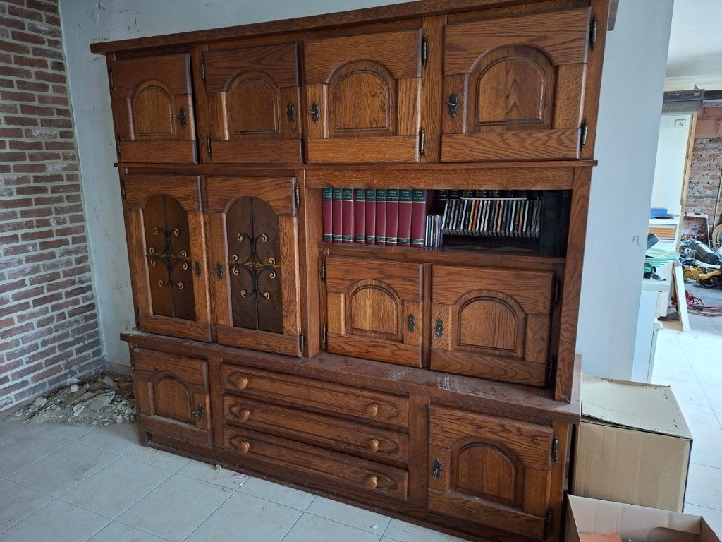 Vol eiken wandkast, Ophalen, Gebruikt, Met lade(s), Eikenhout