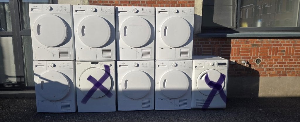 9 droogkasten, Ophalen
