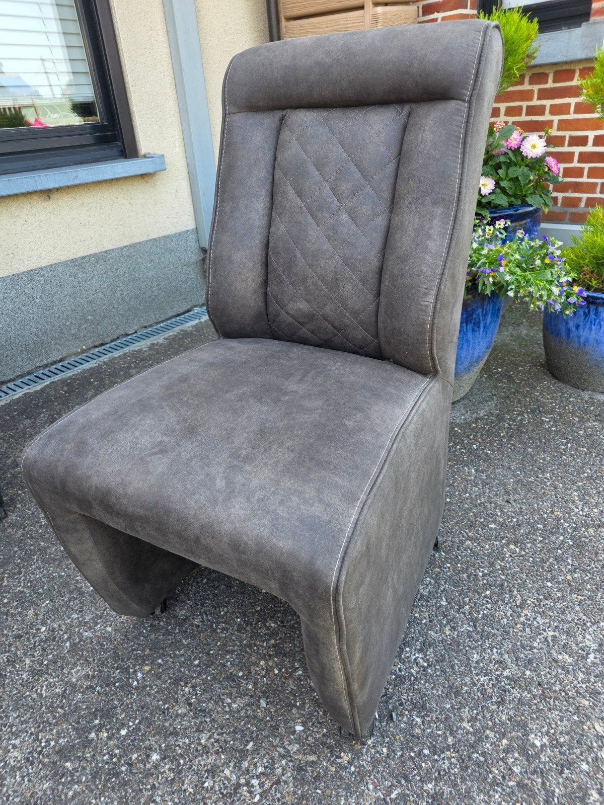 6 eetkamer stoelen, Ophalen