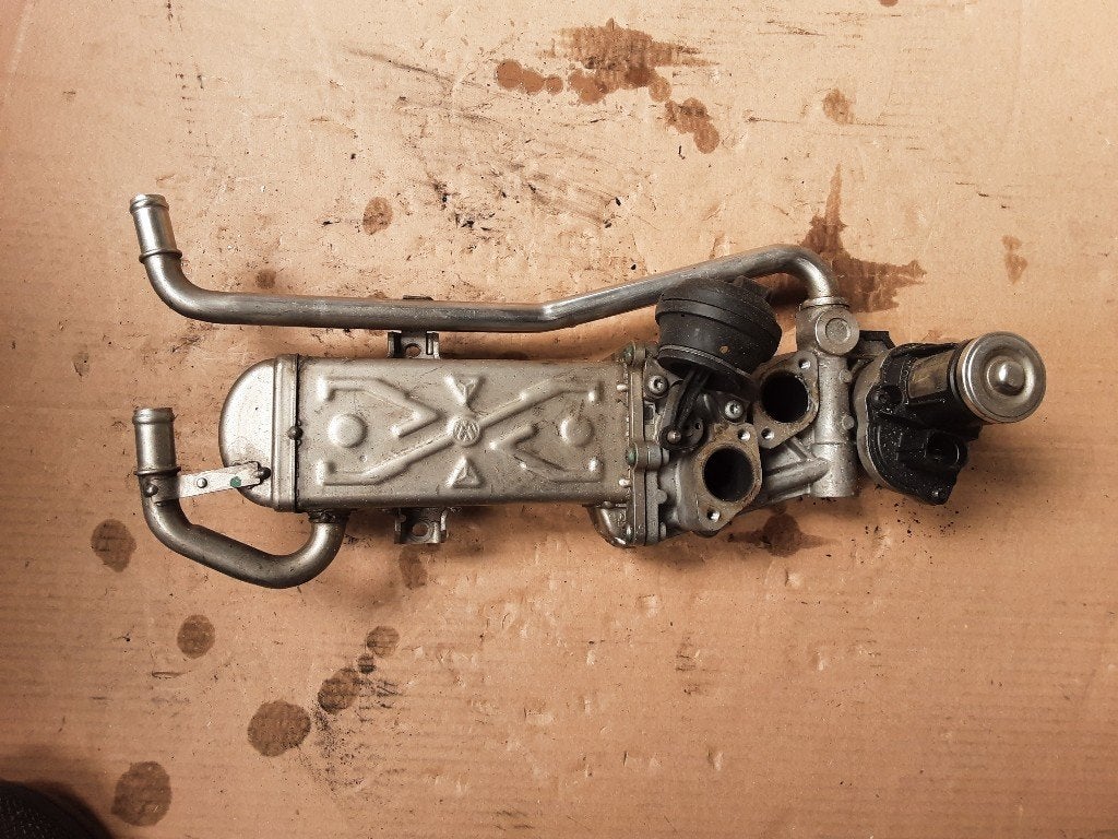 VANNE EGR Volkswagen Golf VI (5K1) (30L131512CE), Volkswagen, Volkswagen AG, Utilisé, Kundenbetreuung@volkswagen.de