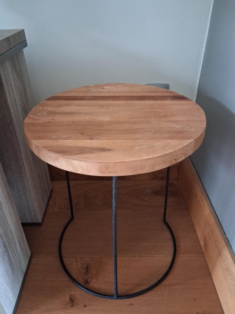 modern bijzettafeltje, Ophalen, Minder dan 55 cm, Rond, Zo goed als nieuw