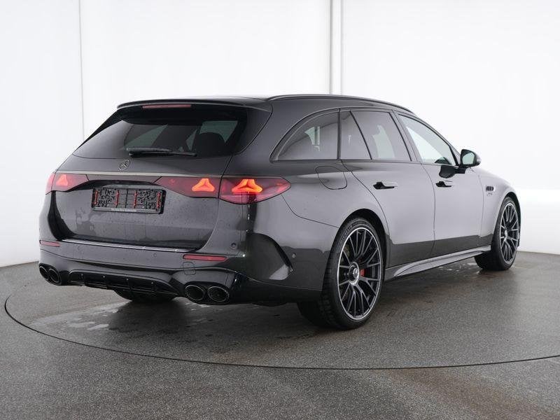 Mercedes-Benz E 53 AMG Break HYBRID 4MATIC+ +PANO+BURMESTER+, Auto's, Automaat, Stof, Gebruikt, Zwart