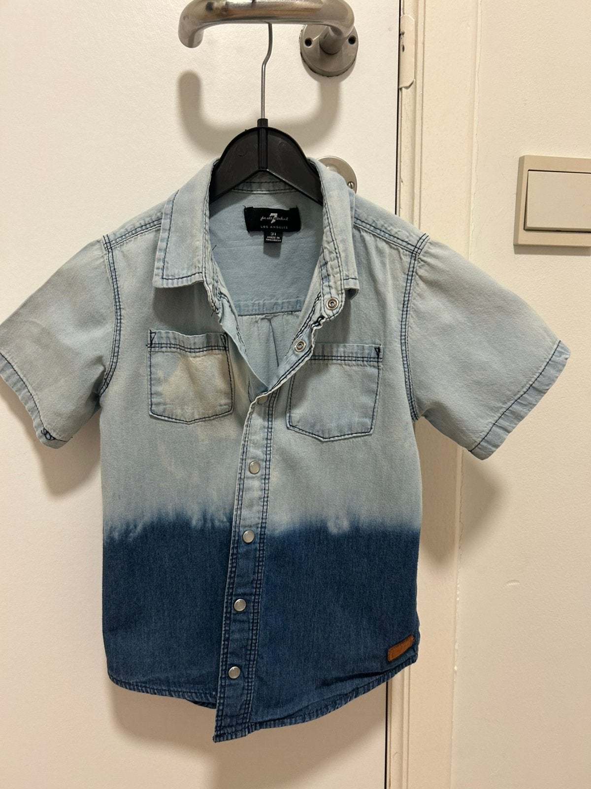 Chemise pour garçon 7 pour toute l'humanité, Enfants & Bébés, Enlèvement ou Envoi, Comme neuf, Taille 98