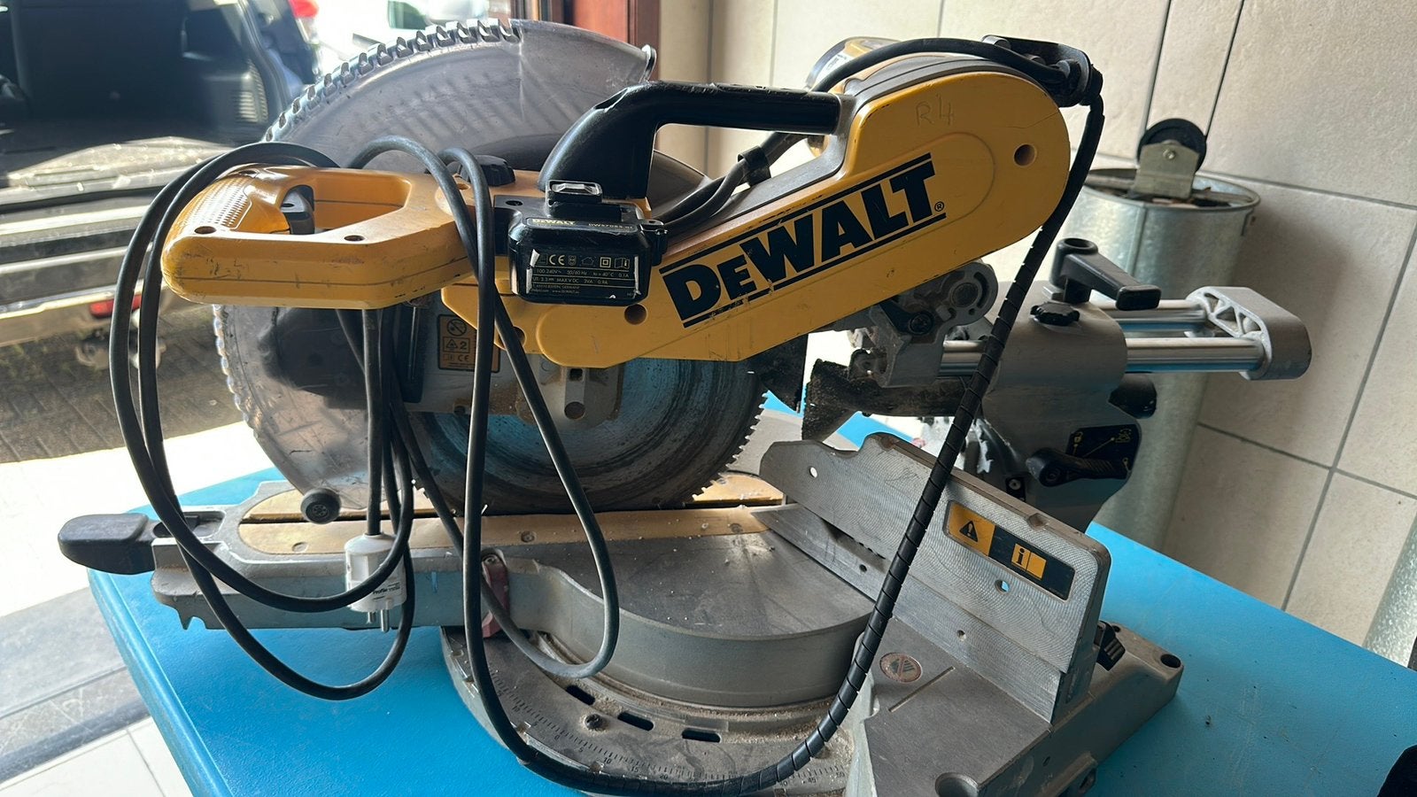 Dewalt DW 718 XPS, Ophalen, Zo goed als nieuw