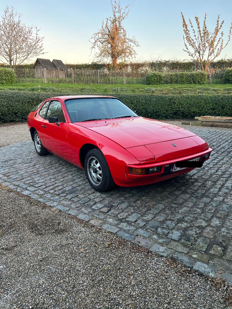 Porsche 924 2.0, Auto's, 4 zetels, Achterwielaandrijving, Zwart, 4 cilinders